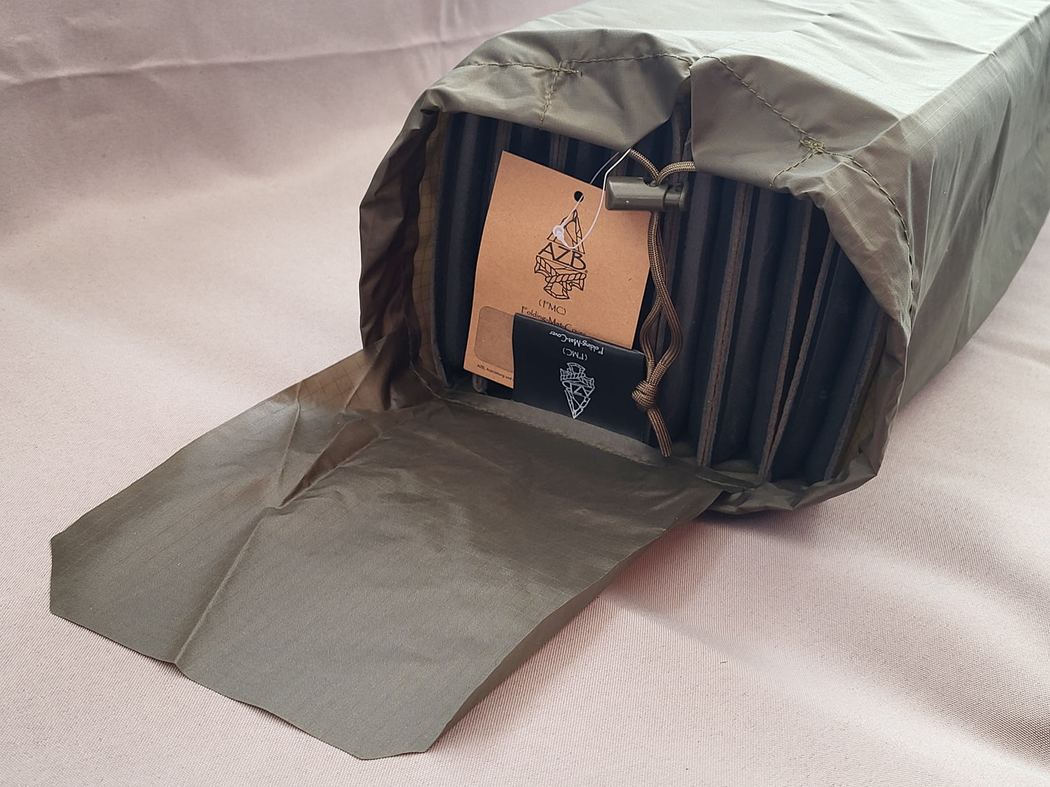 AZB F.M.C. Folding-Mat-Cover für Falt-Isomatten Oilve Grün